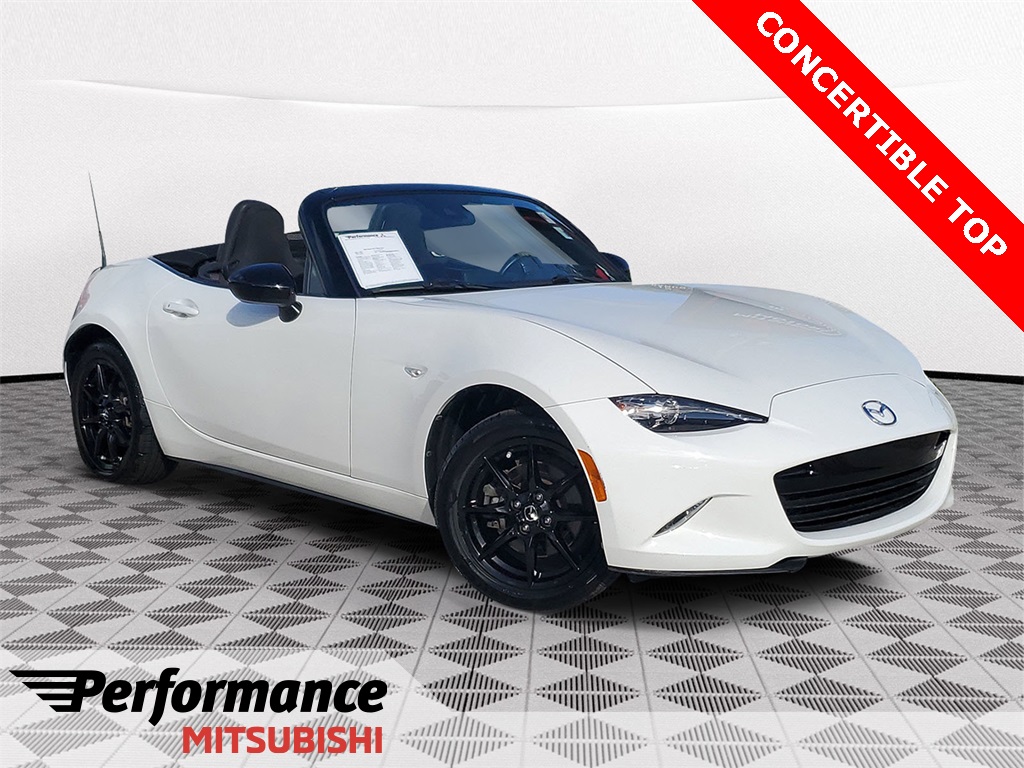 2020 Mazda MX-5 Miata Sport's photo