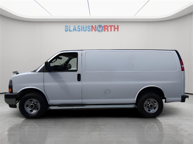 2023 GMC Savana Cargo Work Van