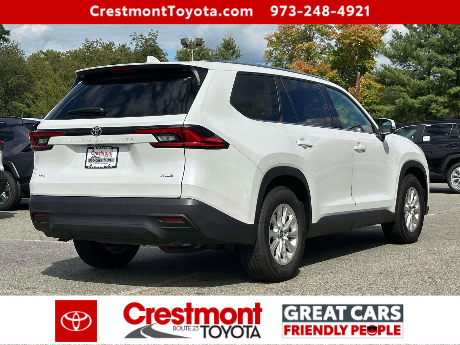 2025 Toyota Grand Highlander XLE photo 3