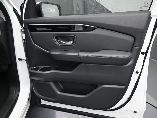 2025 Honda Pilot Touring photo 4