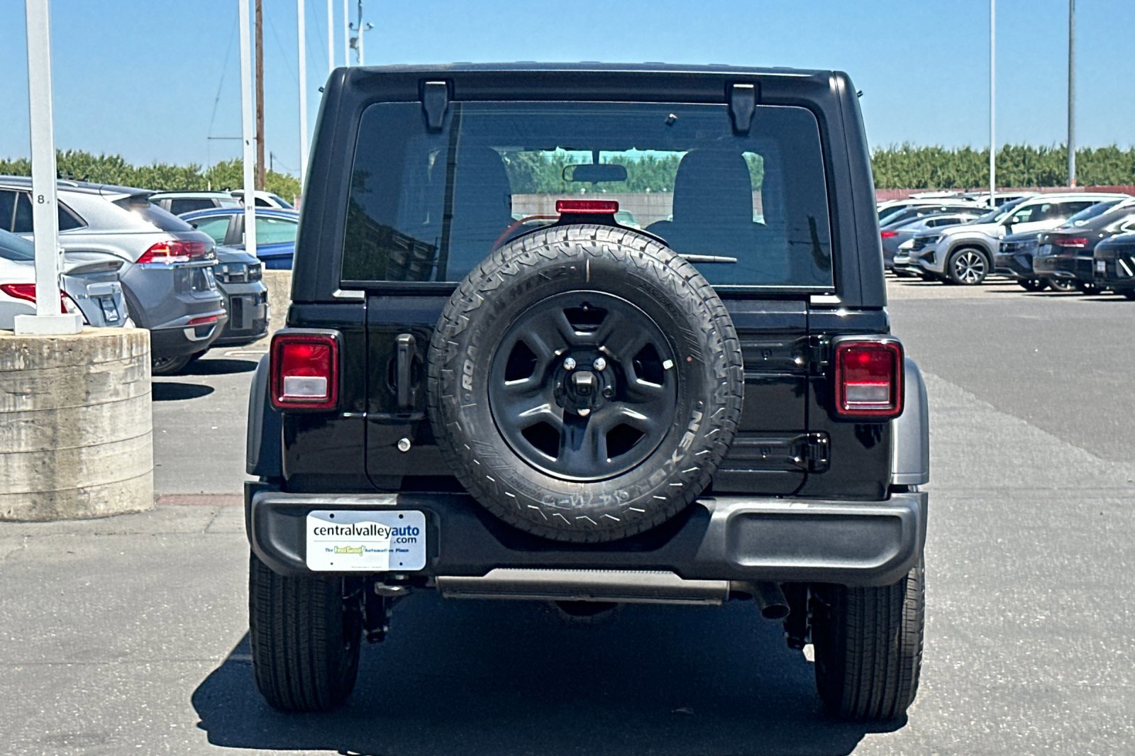 2024 Jeep Wrangler Sport photo 5