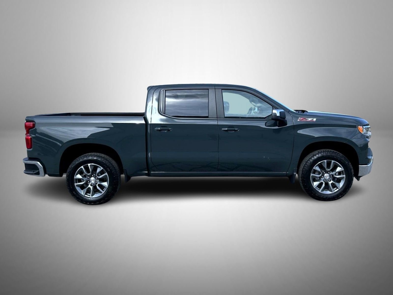 2026 Chevrolet Silverado 1500 LT photo 4