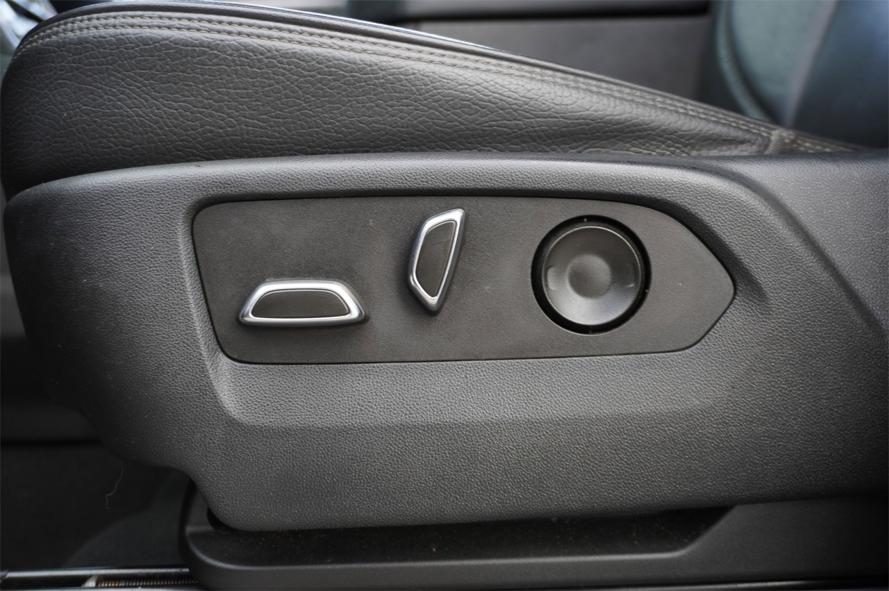 2022 Gmc Yukon Denali photo 20
