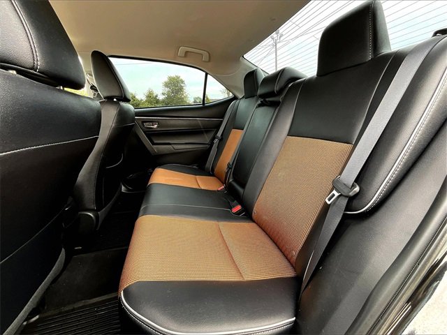 2016 Toyota Corolla Plus photo 14