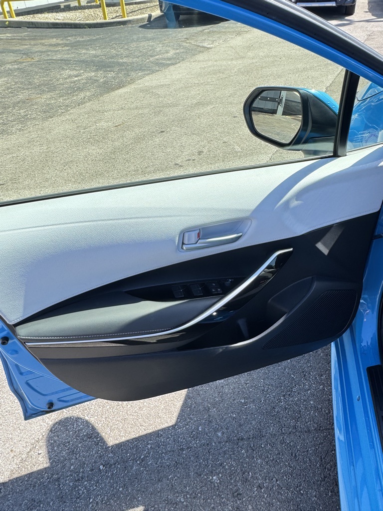 2022 Toyota Corolla XSE photo 6