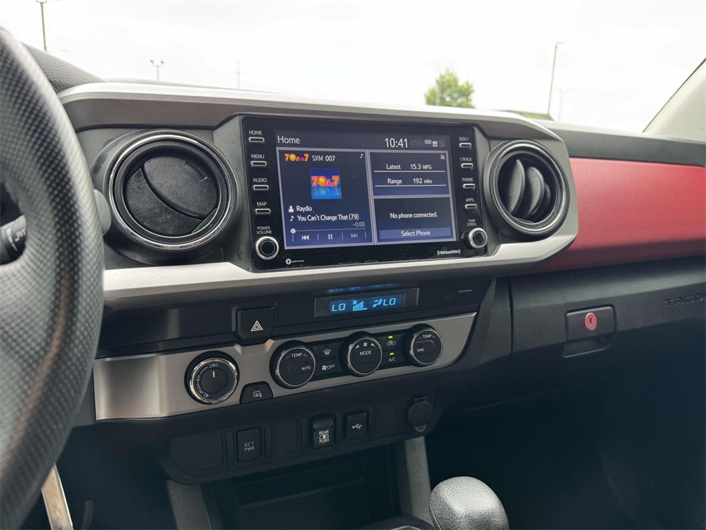2021 Toyota Tacoma SR5 photo 17