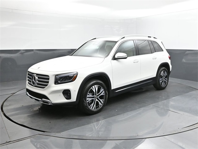 2025 Mercedes-Benz GLB Base's photo