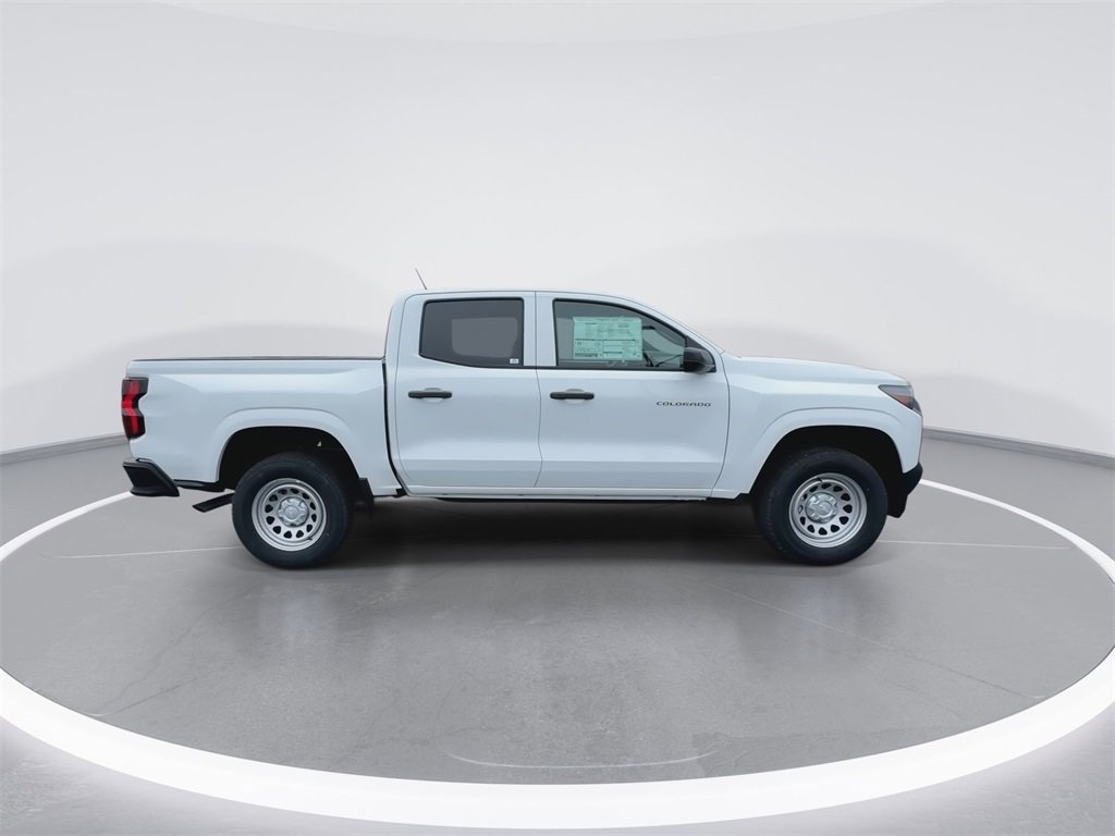 2025 Chevrolet Colorado LT photo 9