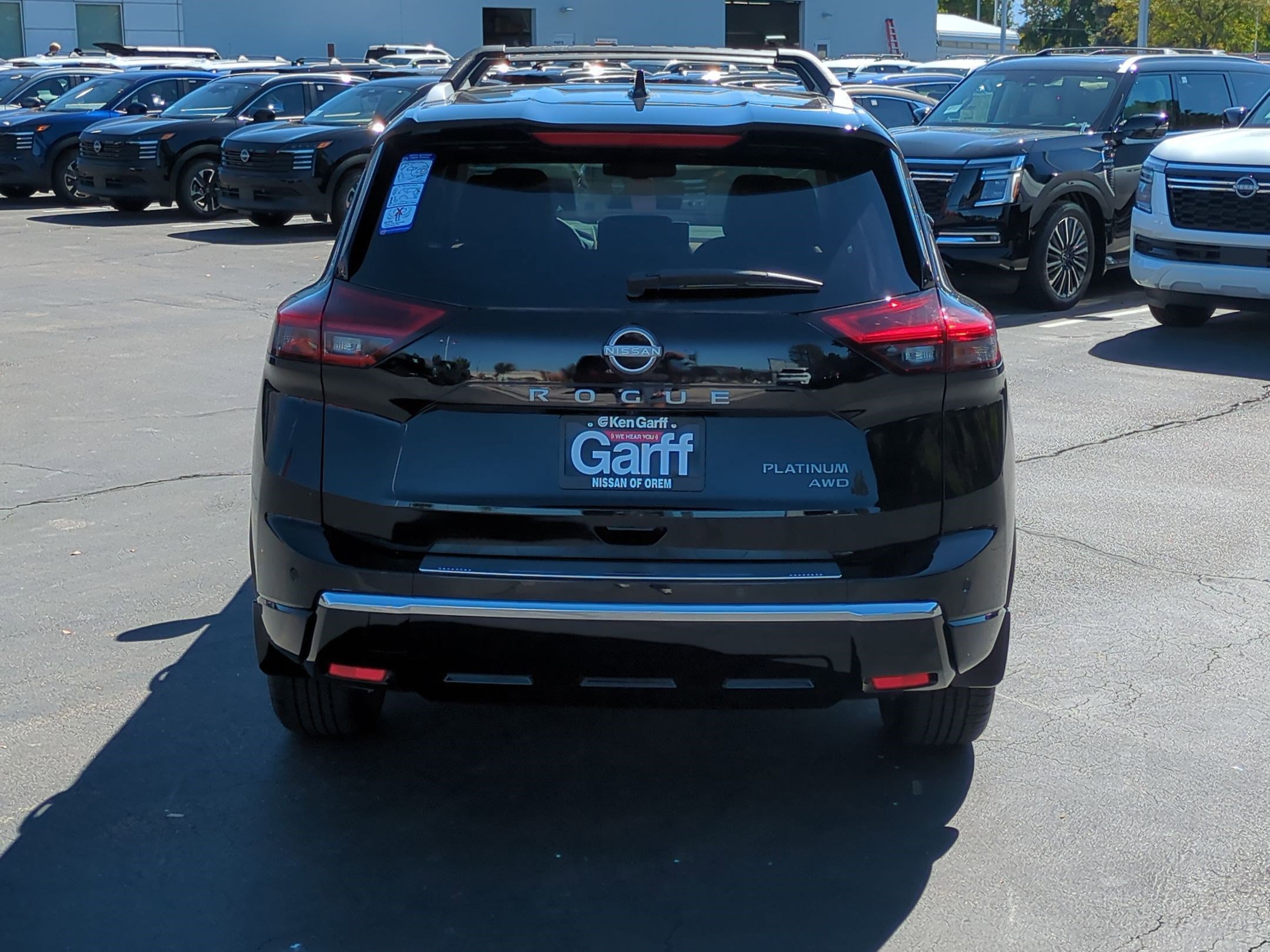 2026 Nissan Rogue Platinum photo 4