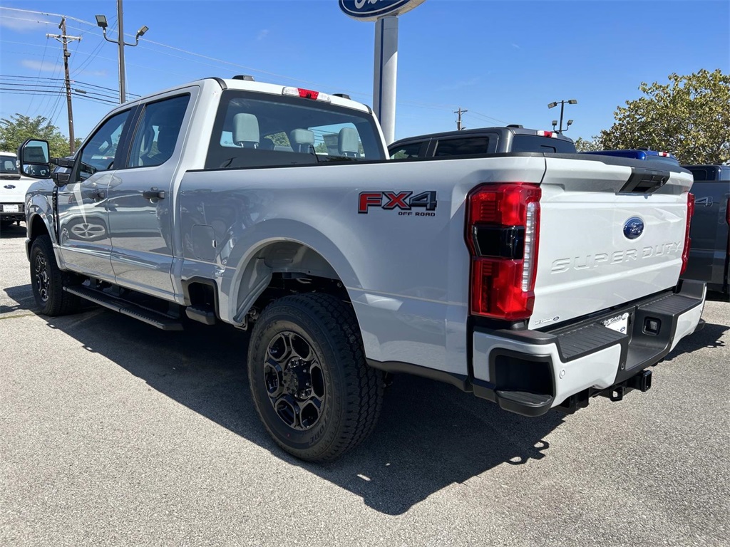 2026 Ford F-250 XL photo 4
