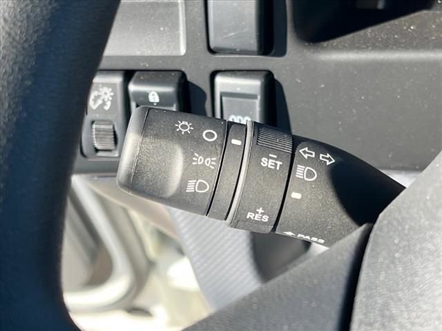 2024 Chevrolet Silverado photo 10