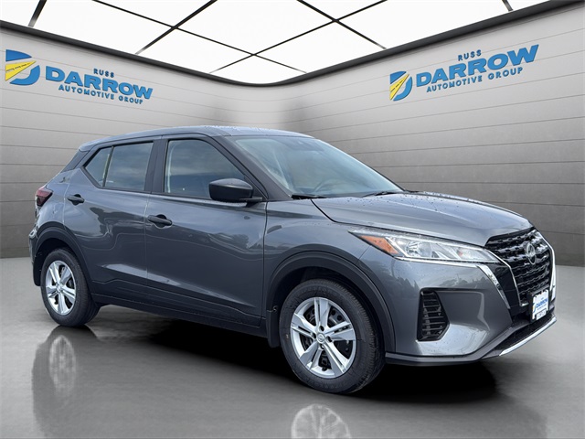 2025 Nissan Kicks Play S photo 2