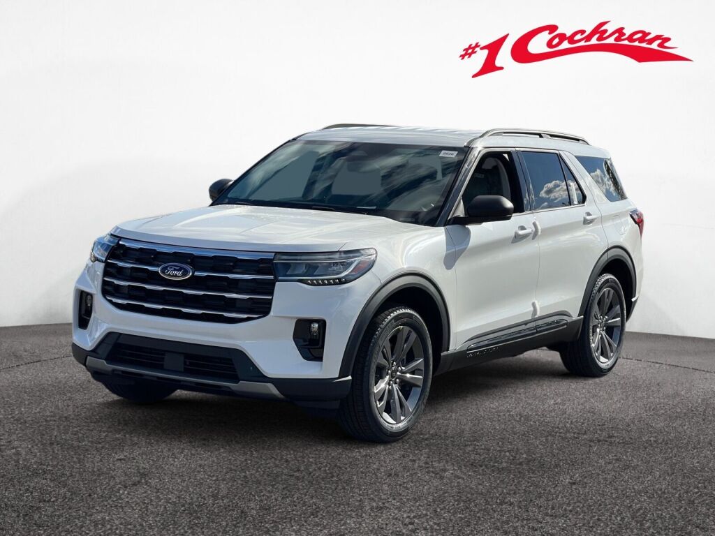 2026 Ford Explorer photo 3
