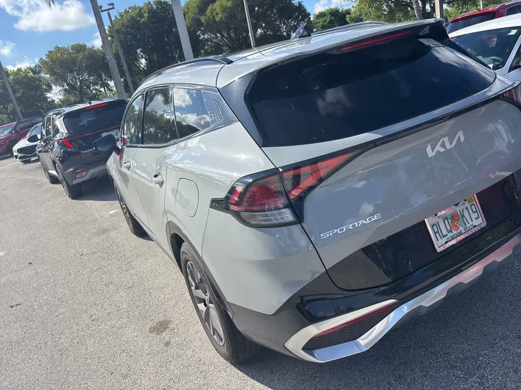 2025 Kia Sportage SX photo 4