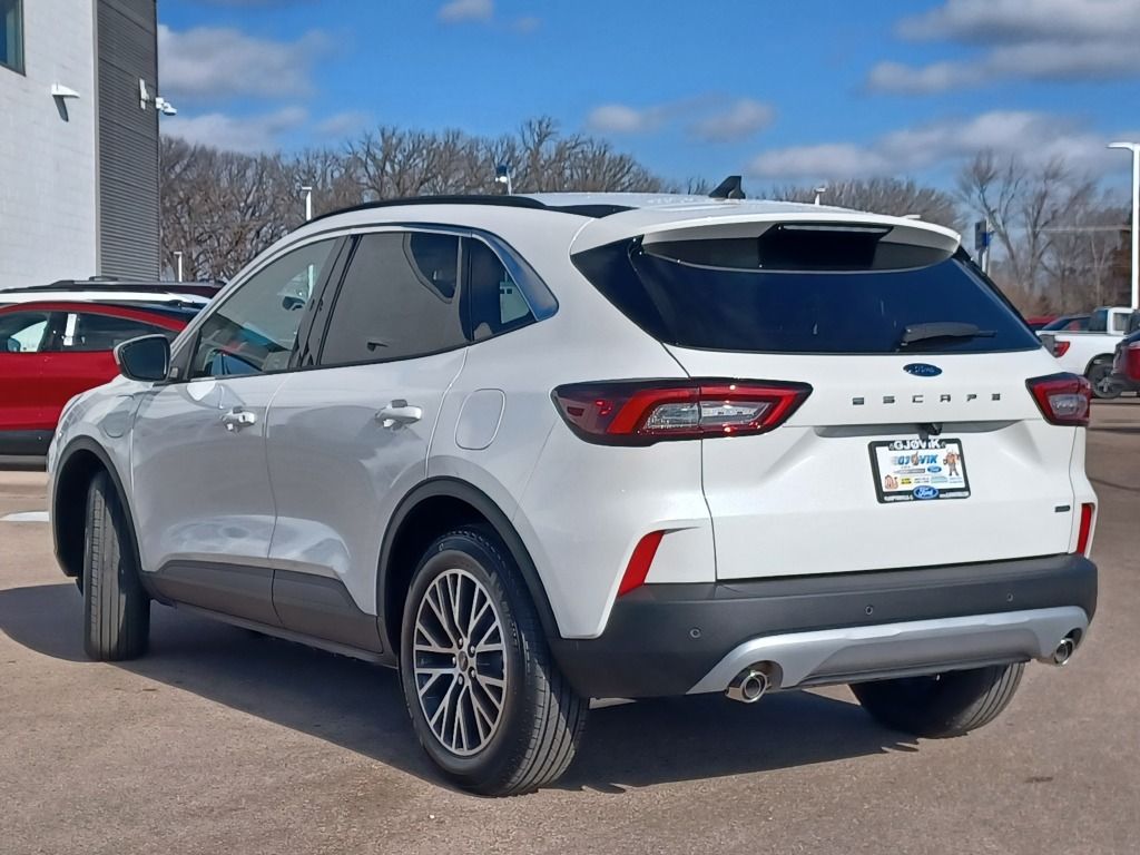 2024 Ford Escape Plug-In Hybrid Base photo 13