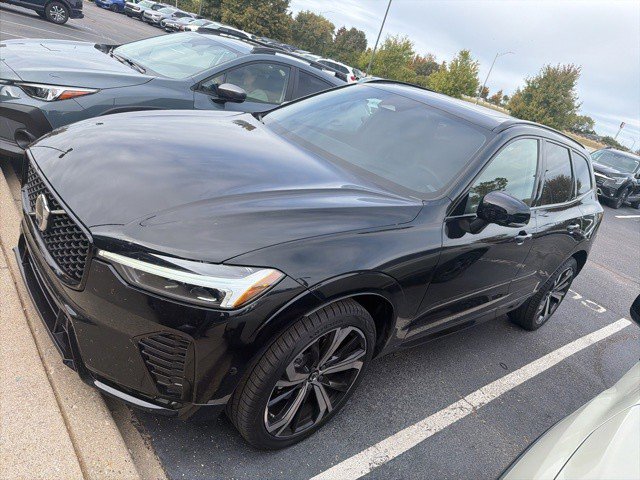 2024 Volvo XC60 Ultimate photo 2