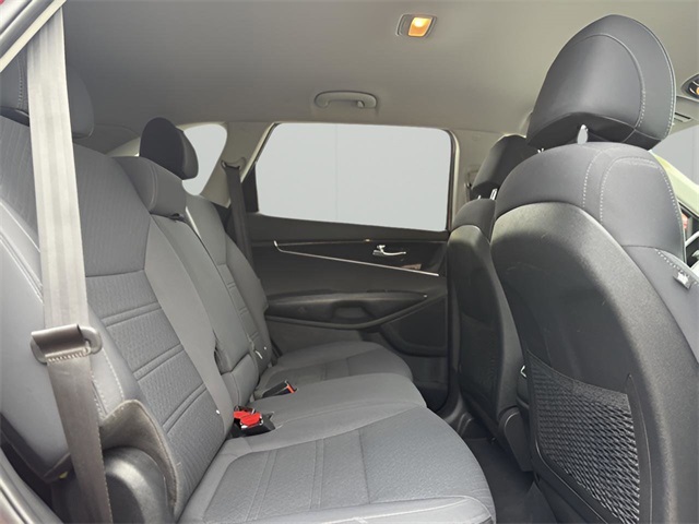2017 Kia Sorento LX photo 10