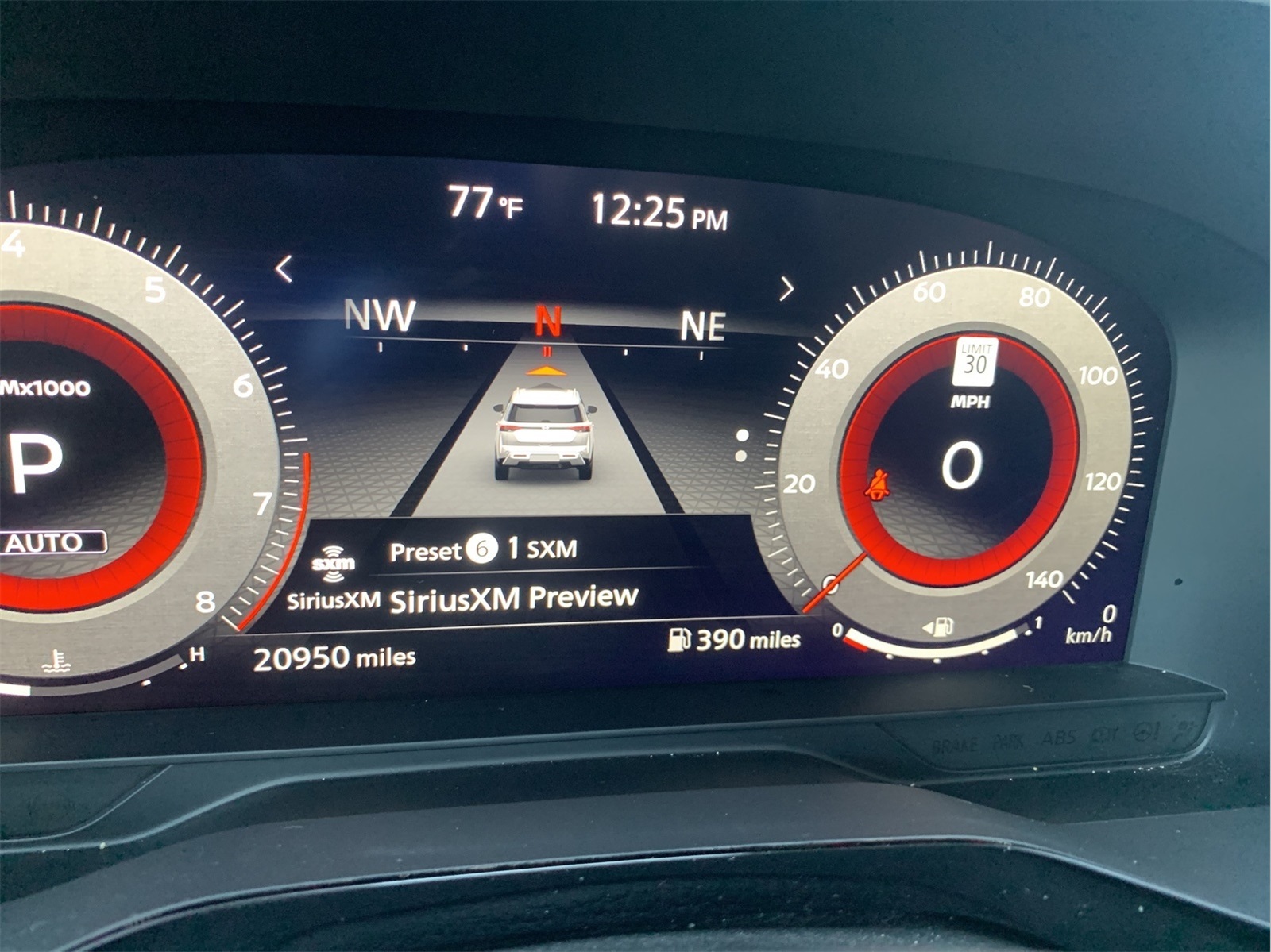 2023 Nissan Pathfinder Platinum photo 19