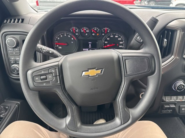 2025 Chevrolet Silverado 2500HD Custom photo 25