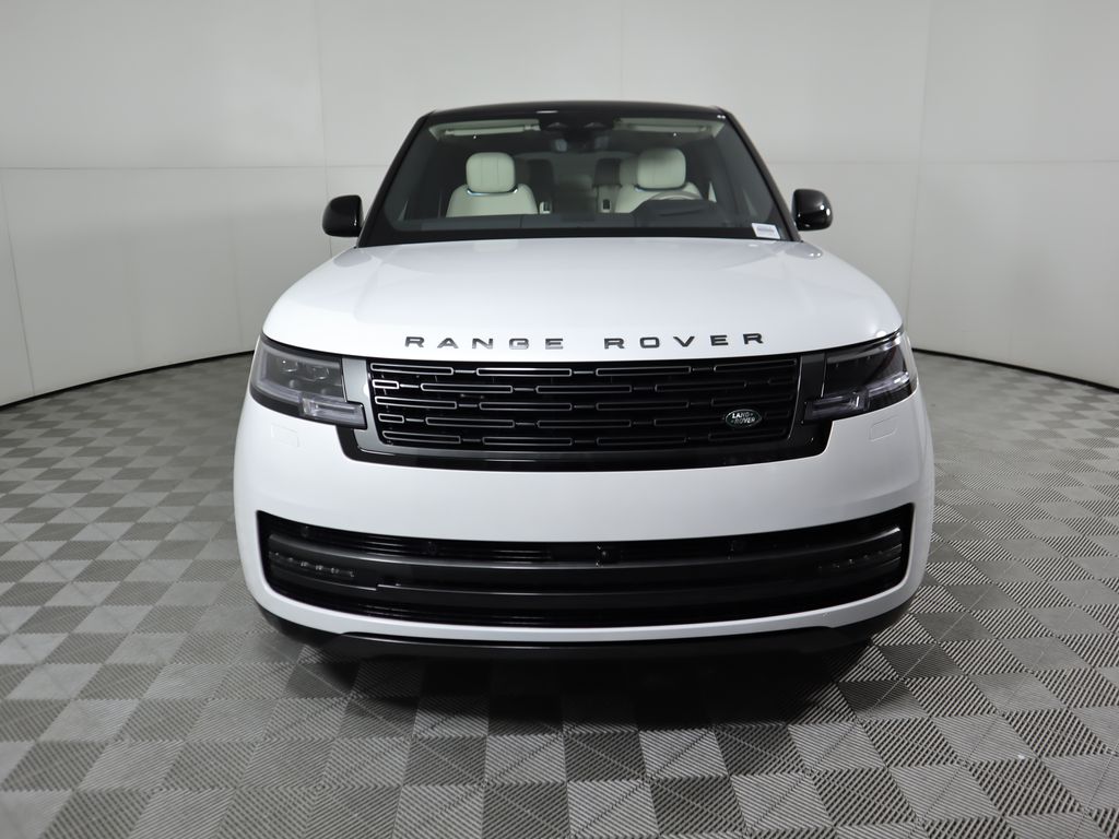 2025 Land Rover Range Rover SE photo 2