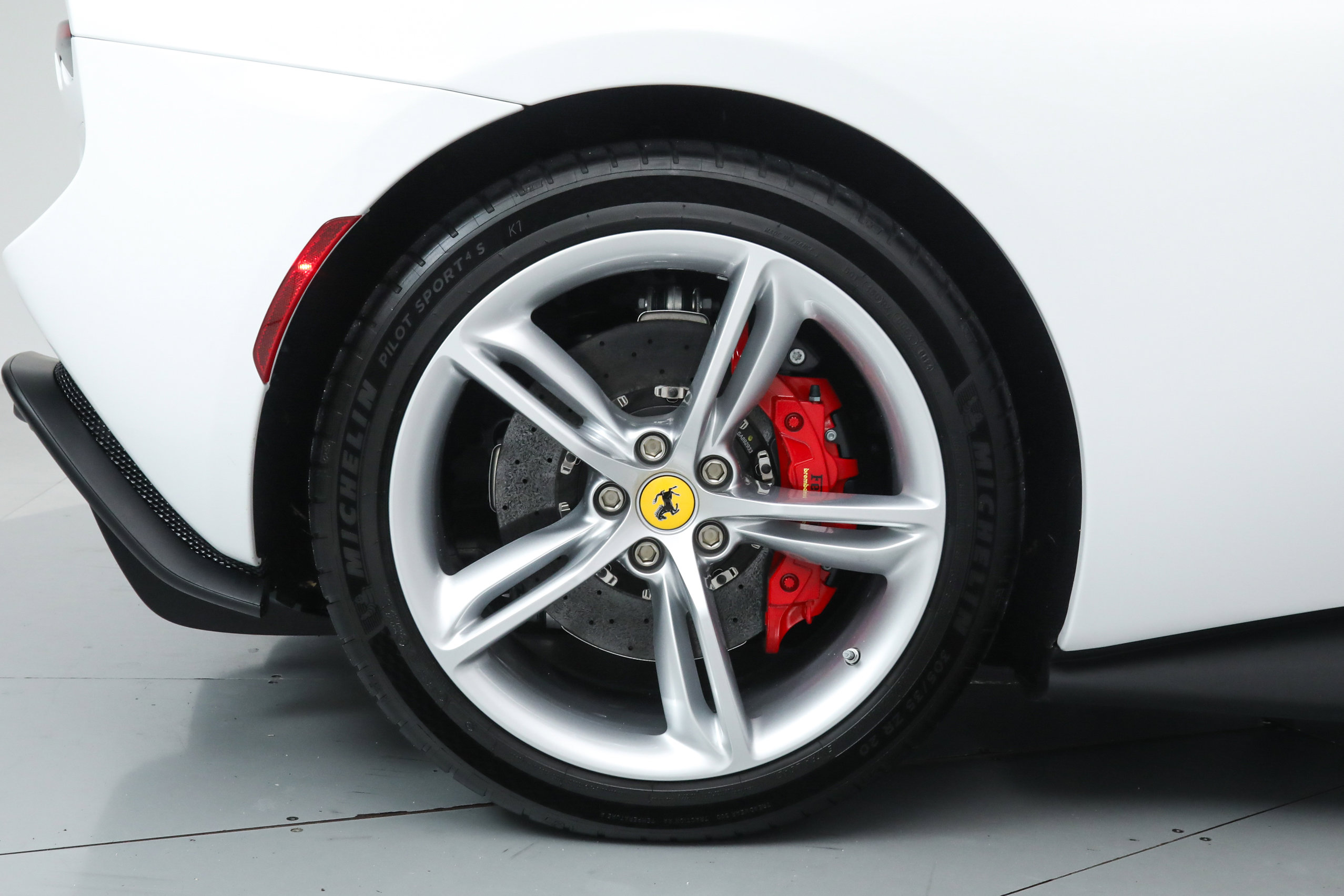 2024 Ferrari 296 GTS photo 38
