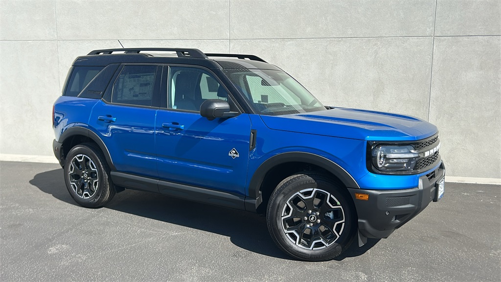 2025 Ford Bronco Sport Outer Banks's photo