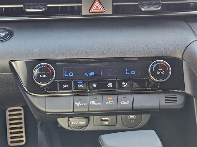2025 Hyundai Elantra SEL Sport photo 21