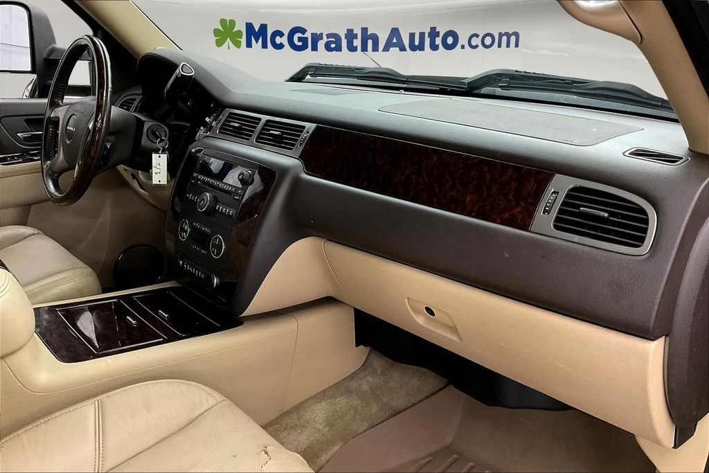 2012 Gmc Sierra Denali photo 16
