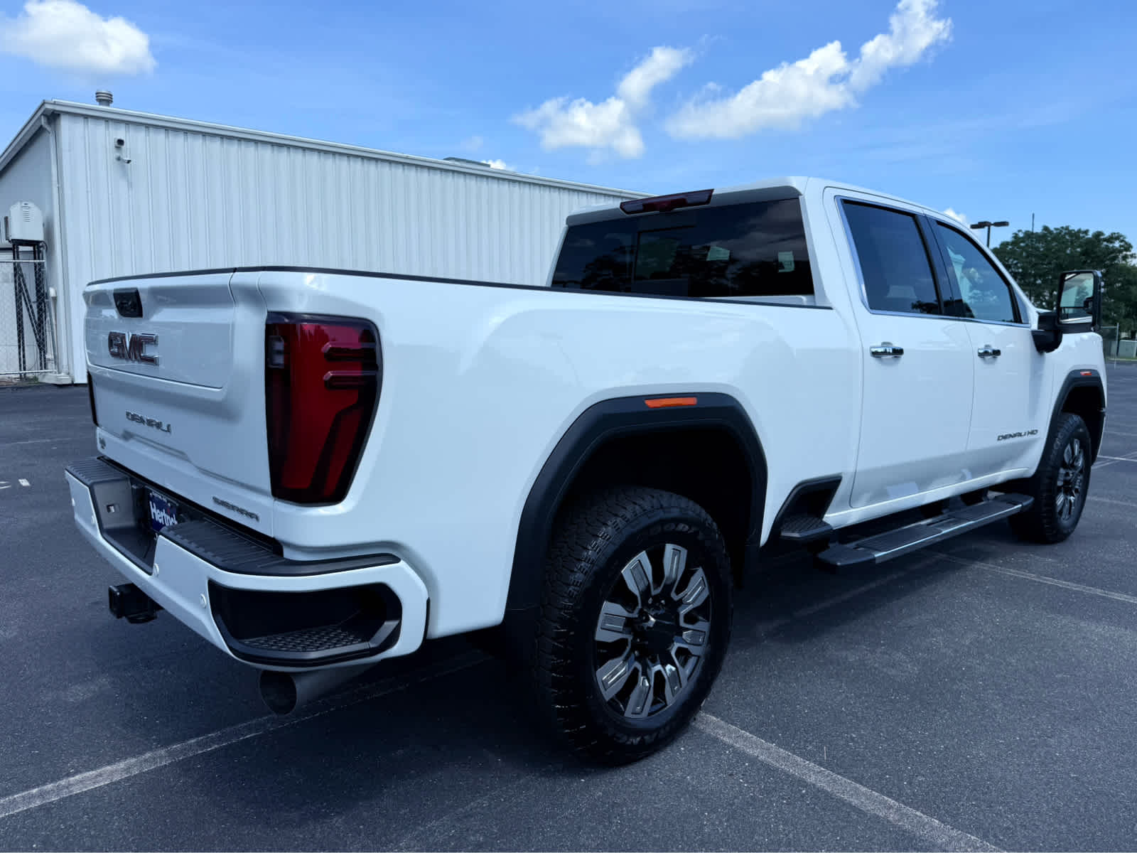 2025 Gmc Sierra 2500 HD Denali photo 5