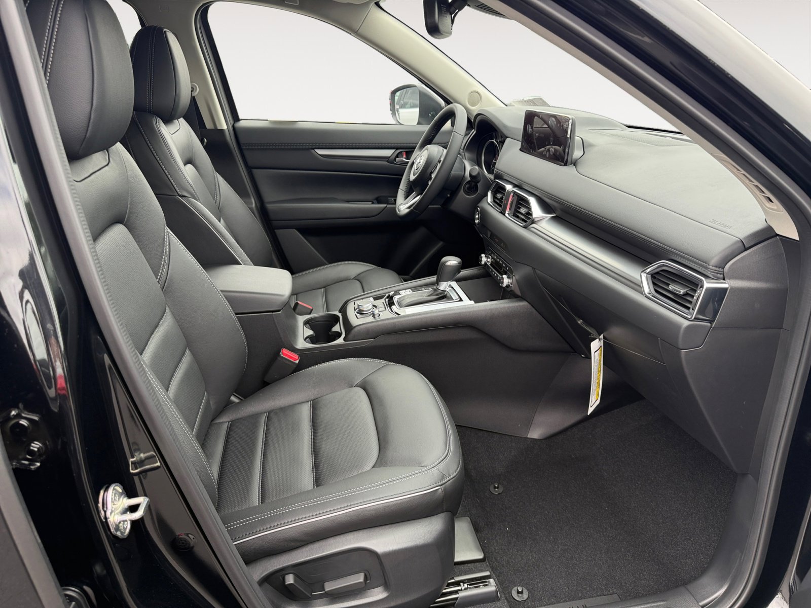2025 Mazda CX-5 2.5 S Preferred photo 19