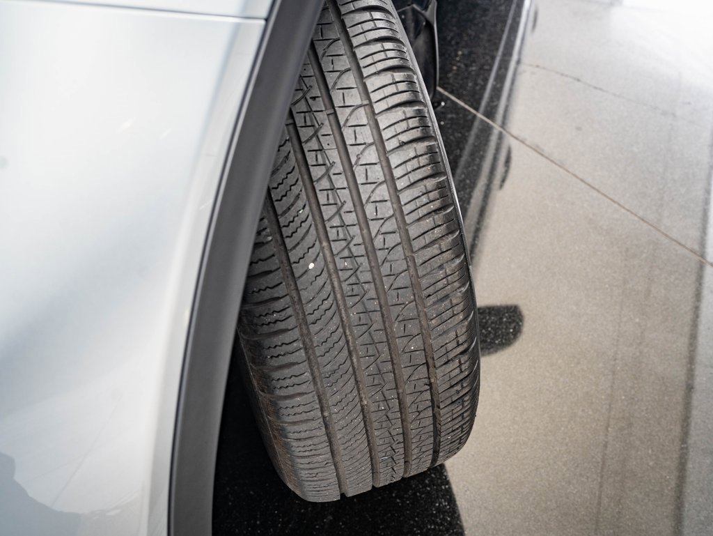 2022 Land Rover Discovery Sport SE photo 33
