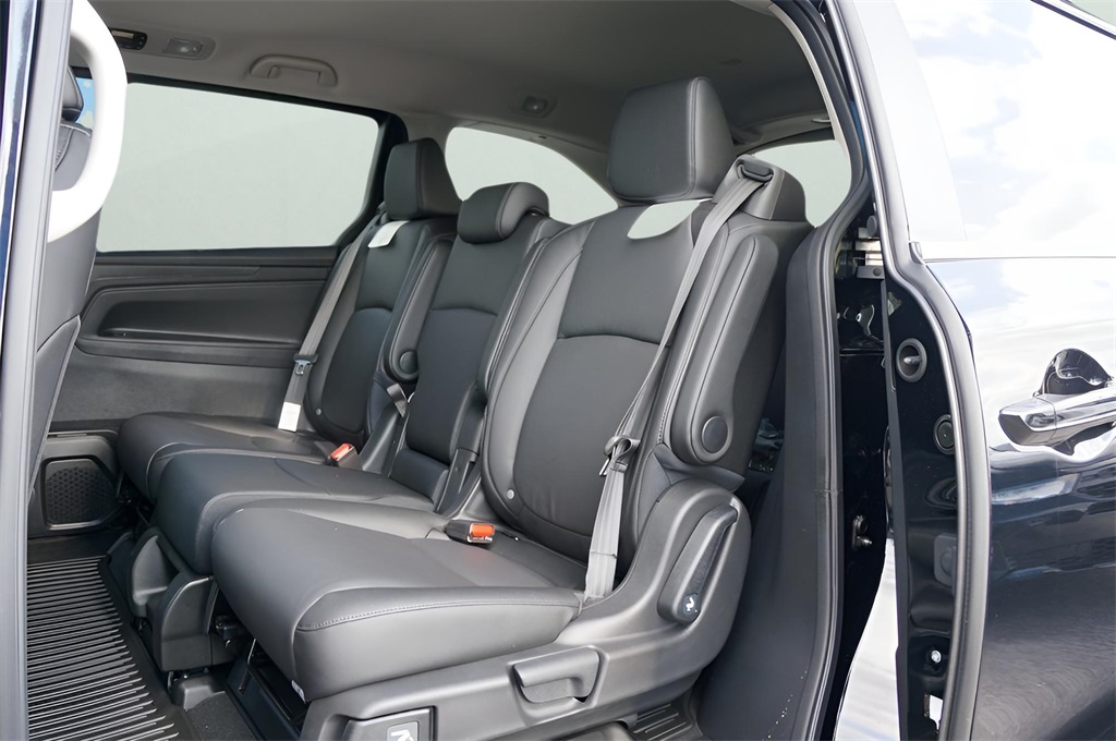 2026 Honda Odyssey EX-L photo 4