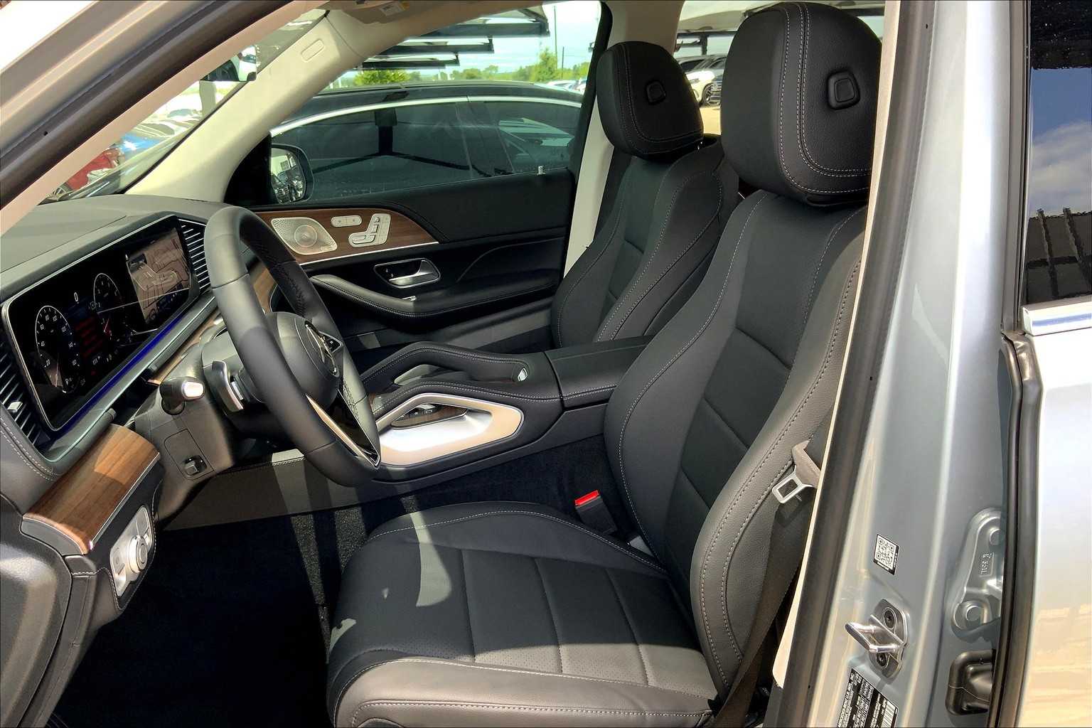 2025 Mercedes Benz GLE 350 4MATIC photo 13
