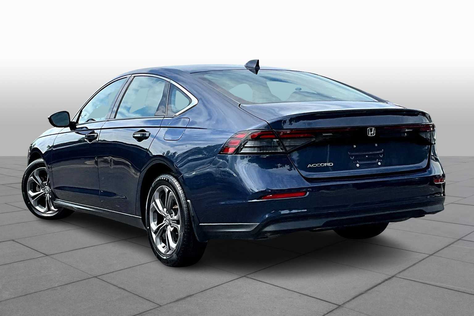 2023 Honda Accord EX photo 10