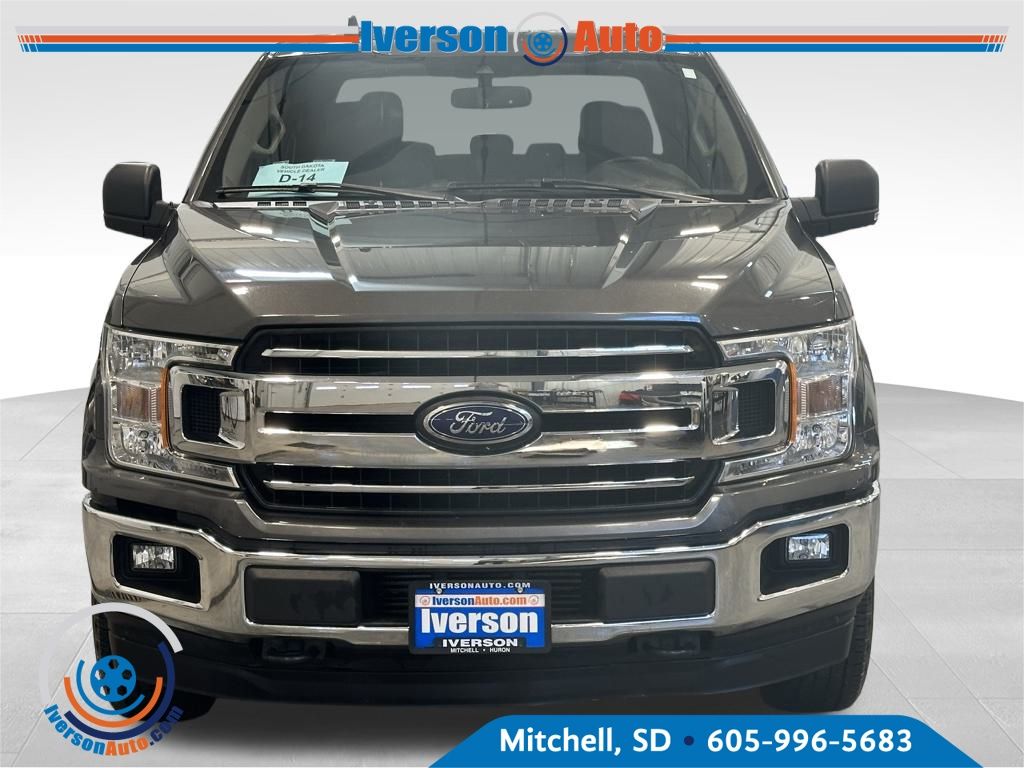 2019 Ford F-150 XLT photo 2