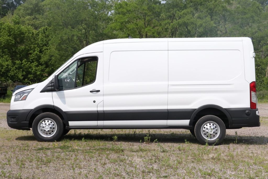2025 Ford Transit photo 4