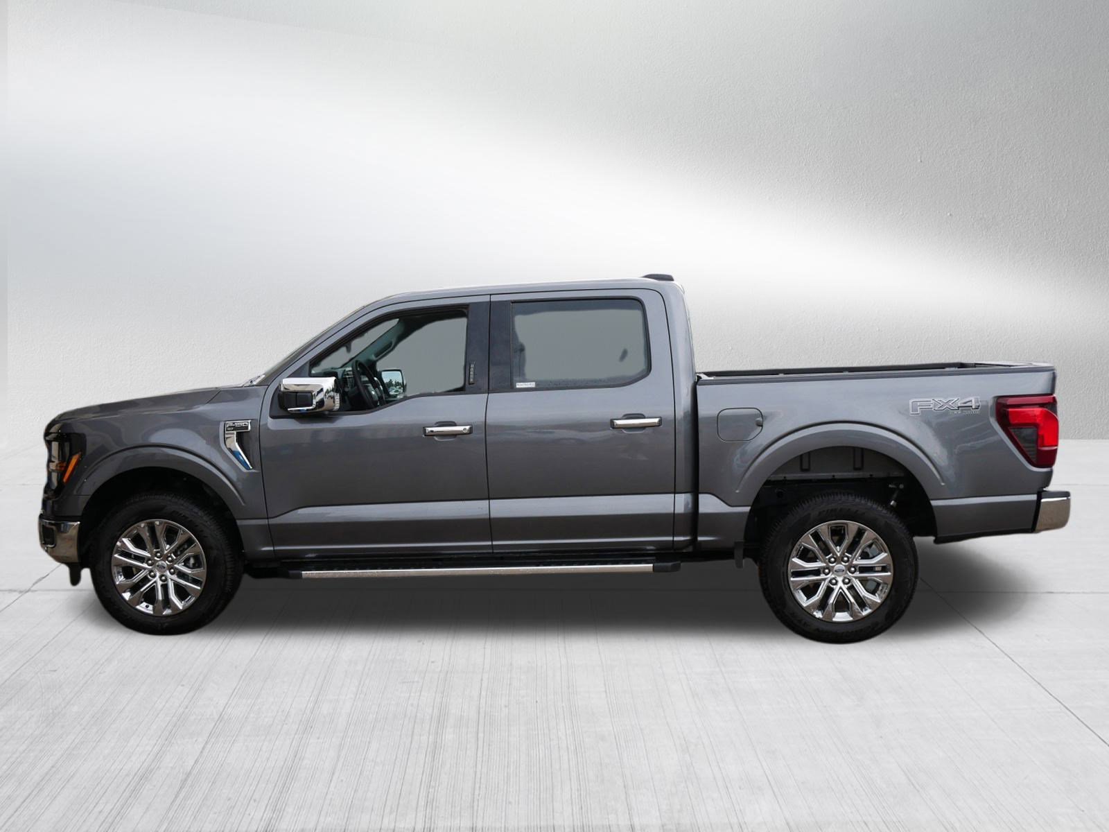 2024 Ford F-150 XLT photo 4