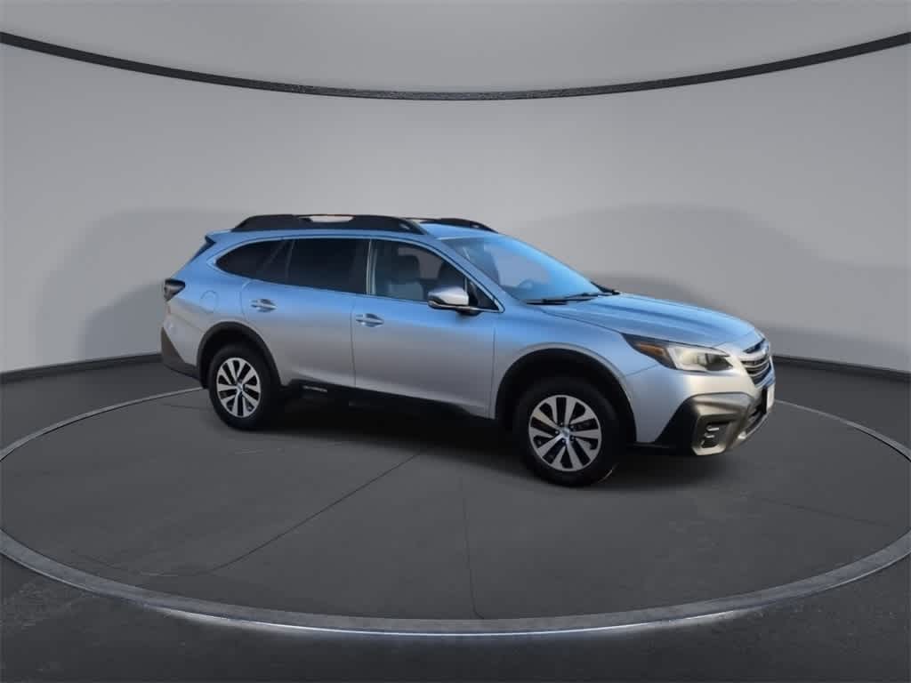 2021 Subaru Outback Premium photo 2