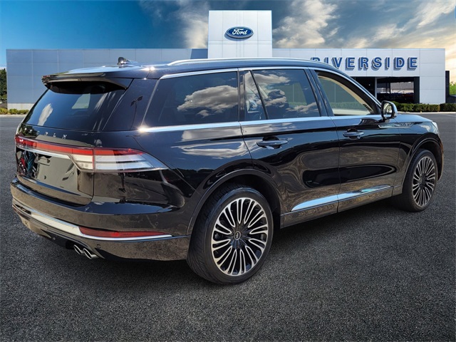 2021 Lincoln Aviator Black Label photo 4