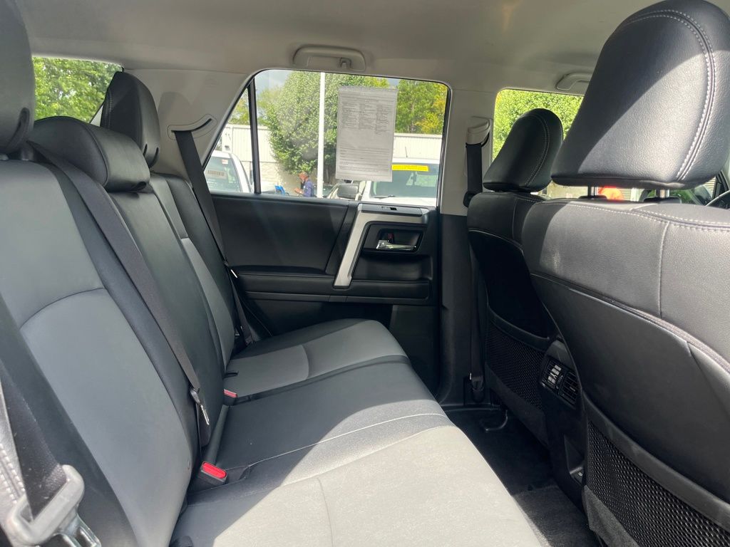 2024 Toyota 4Runner SR5 Premium photo 27