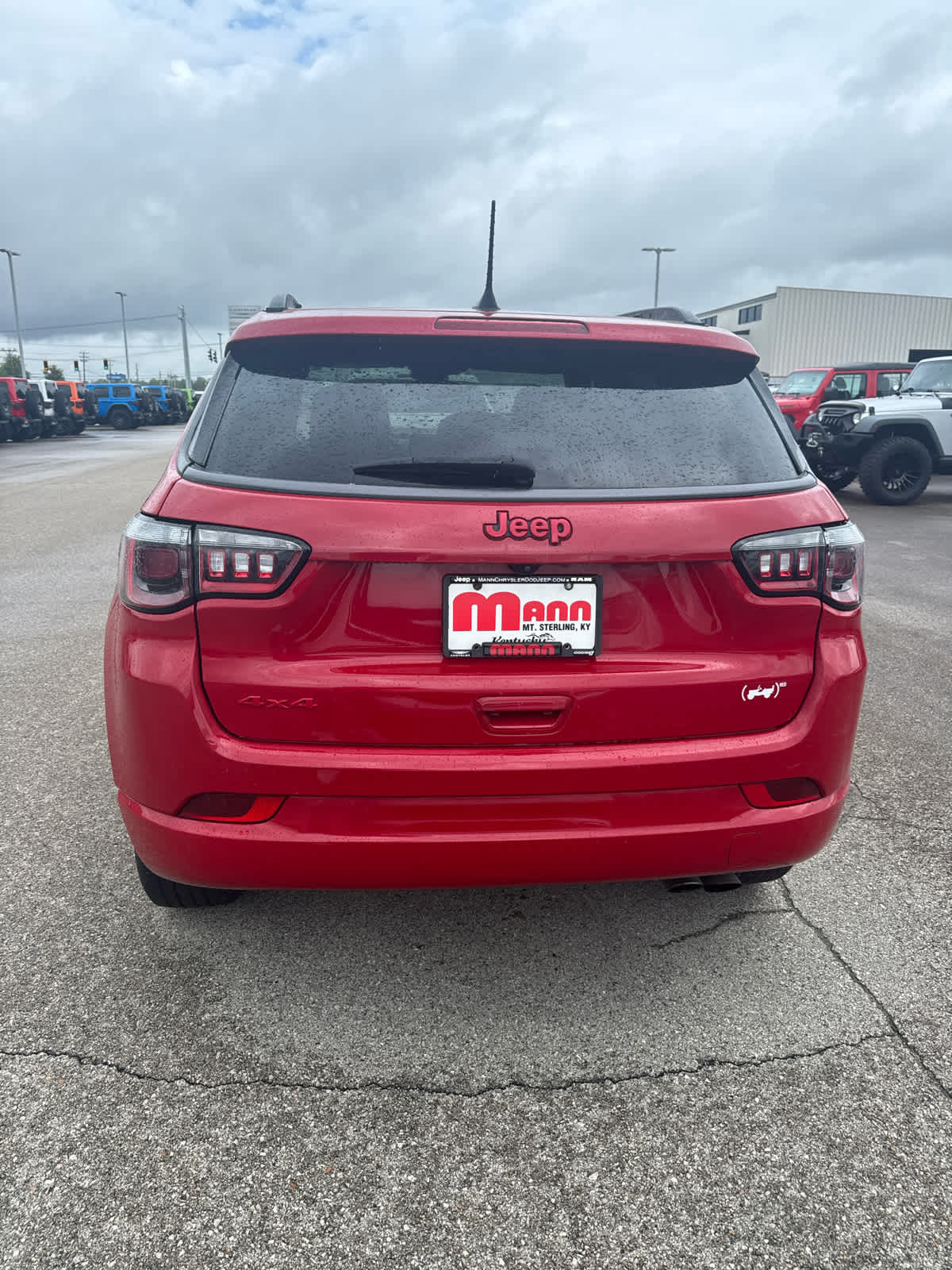2022 Jeep Compass Limited photo 2