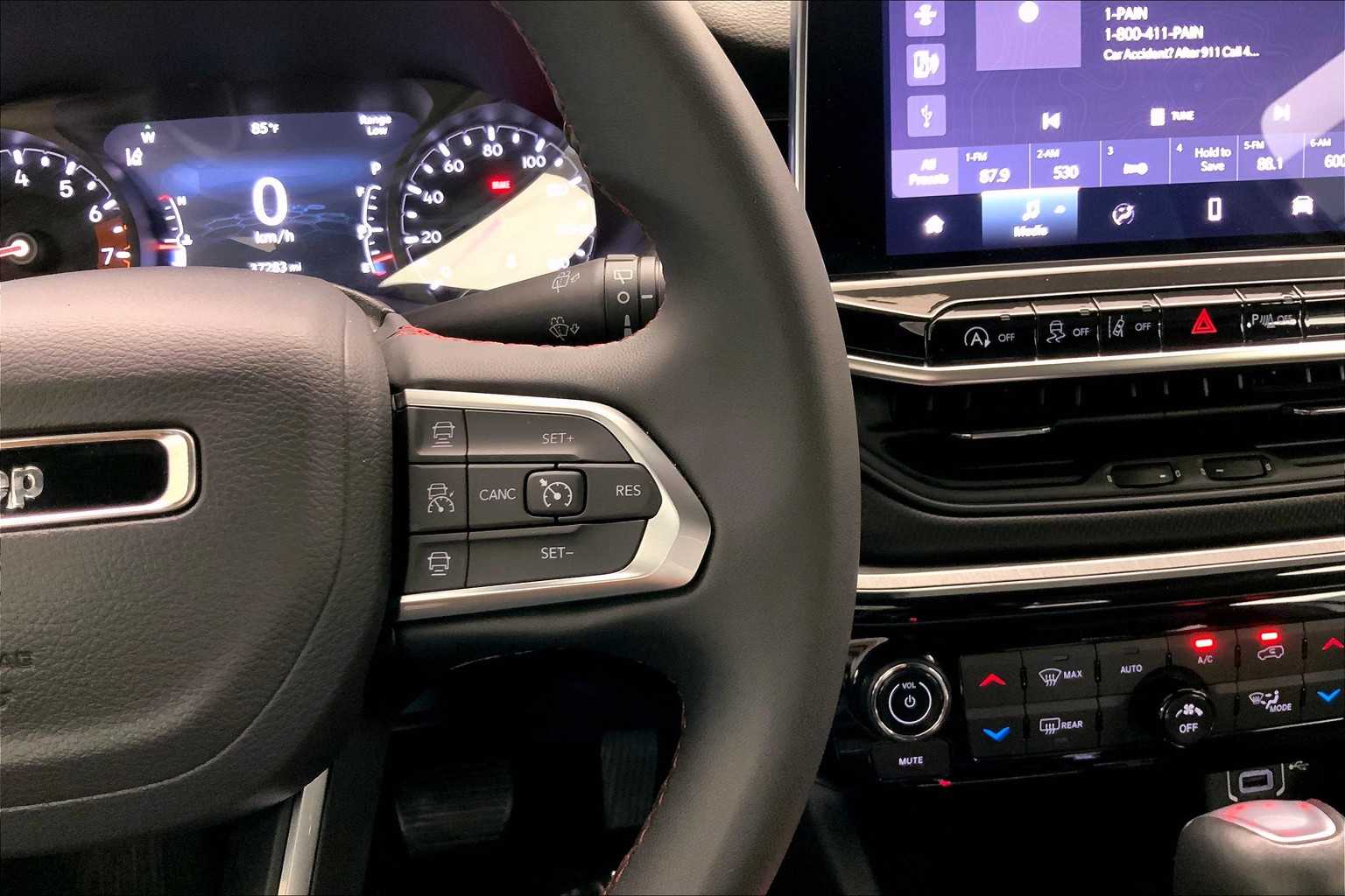 2024 Jeep Compass Trailhawk photo 21