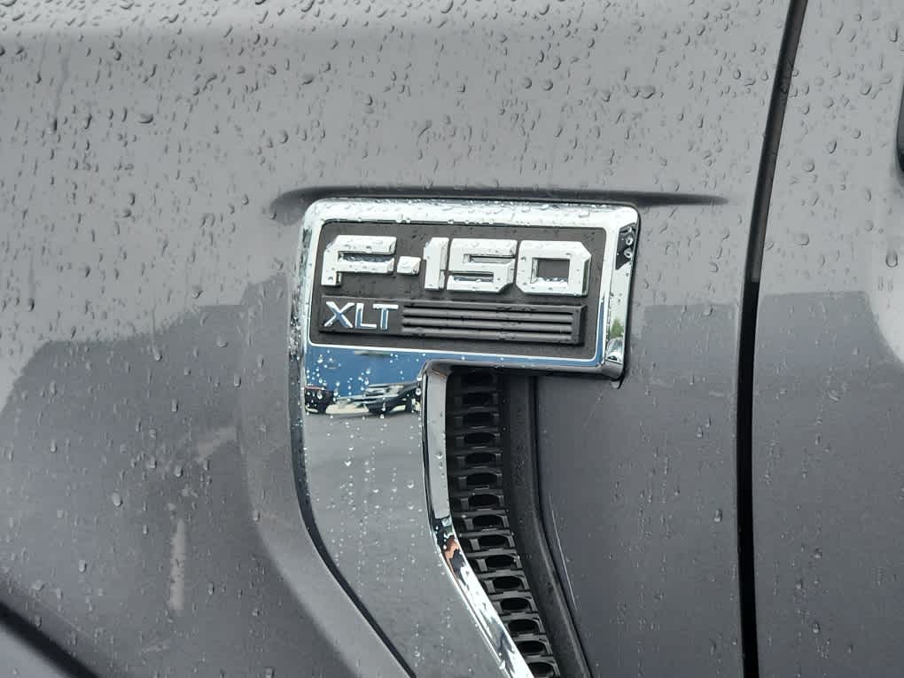 2022 Ford F-150 XLT photo 22