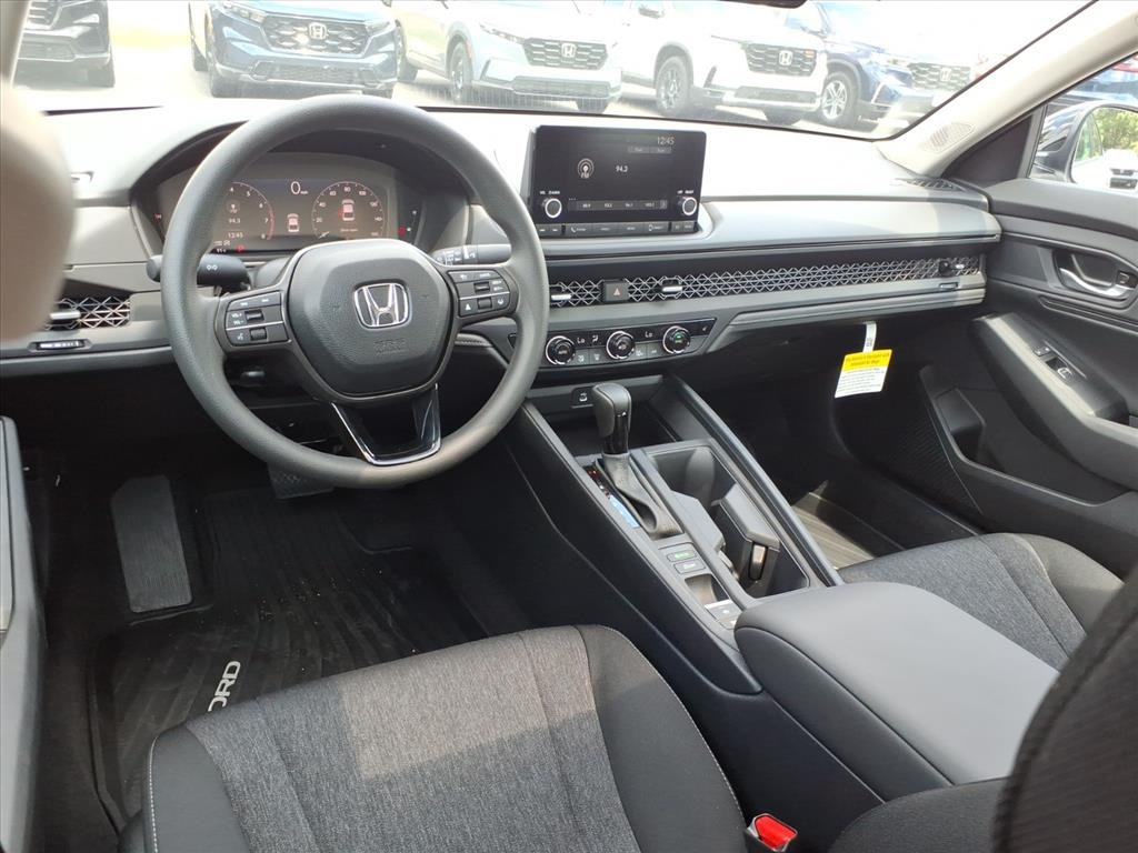 2025 Honda Accord 1.5T SE photo 9