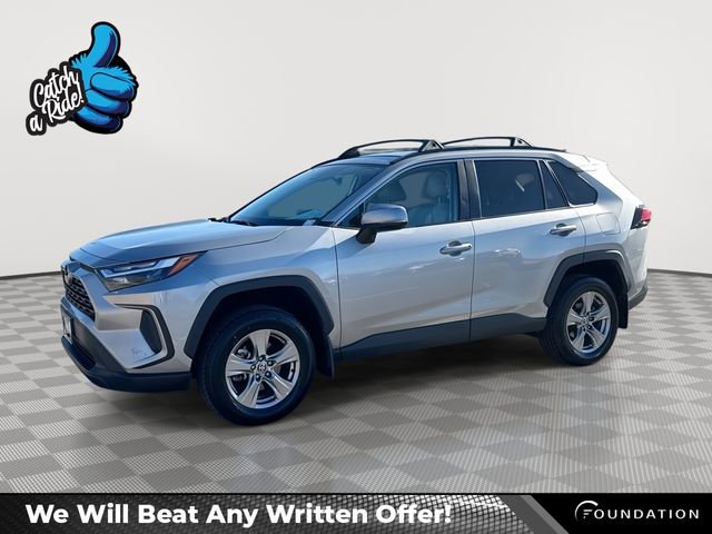 2023 Toyota RAV4 XLE's photo