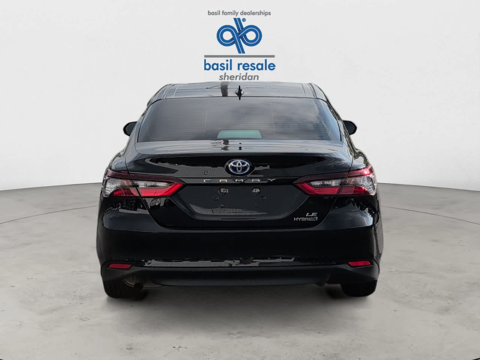 2022 Toyota Camry Hybrid LE SE photo 3