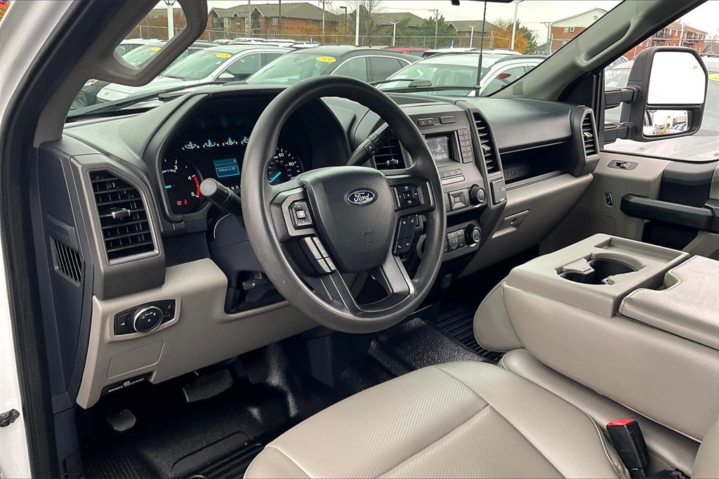 2022 FORD F-250 - Image 11