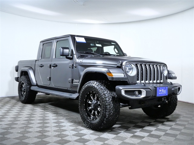 2021 Jeep Gladiator Overland's photo