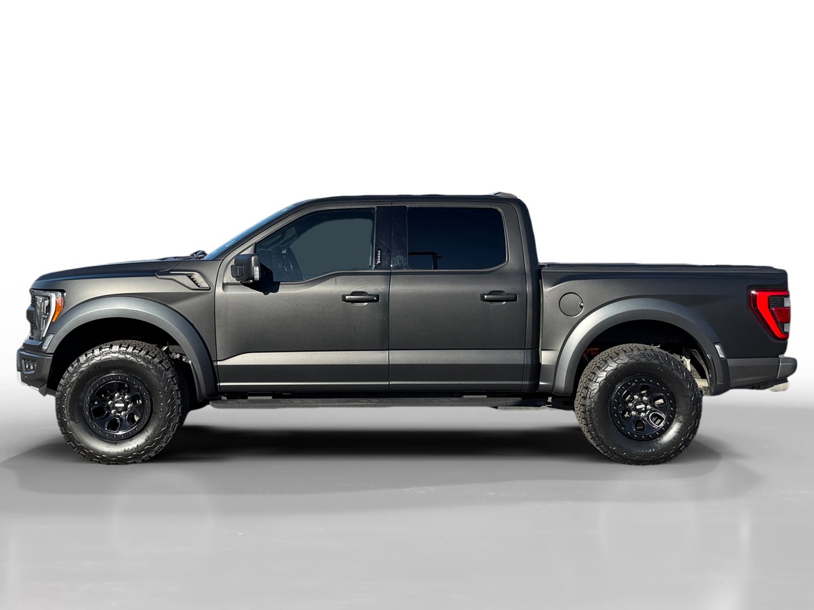 2021 Ford F-150 Raptor photo 2