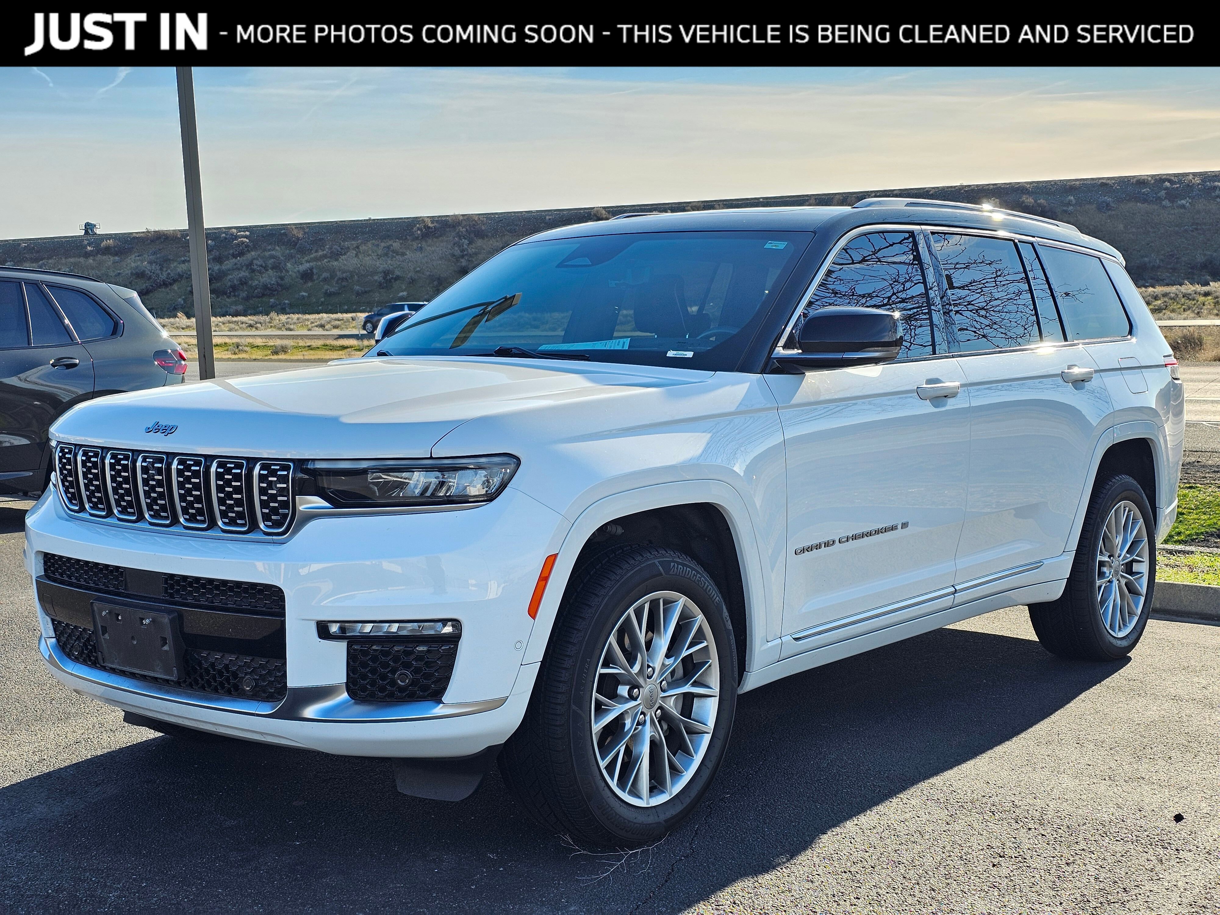 2023 Jeep Grand Cherokee L Summit's photo